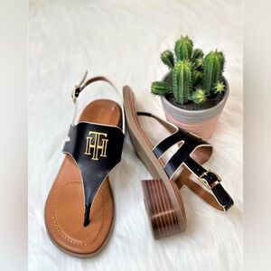 Tommy Hilfiger Women’s Ezma Thong Sandals- Size 9M
